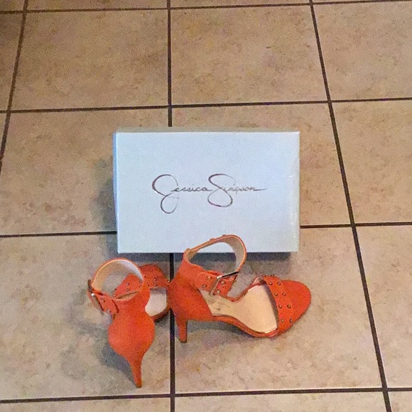 Jessica Simpson” Sandals & gold studs(10)🍊 - Picture 4 of 5